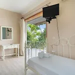 Giorgio Studios-apartments 1 ニキアナ