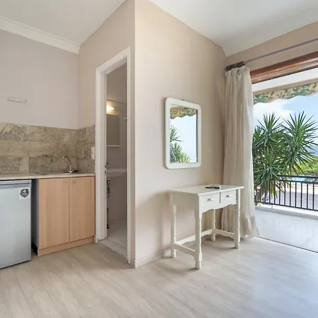 Πανσιόν Giorgio Studios-apartments 1