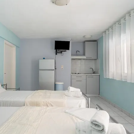 Giorgio Studios-apartments 1 *