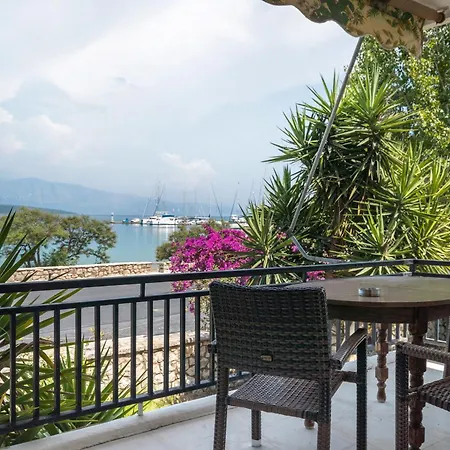 Giorgio Studios-apartments 1 3* Nikiana