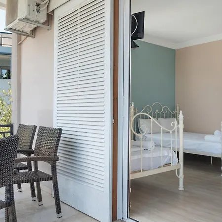 Casa de hóspedes Giorgio Studios-apartments 1