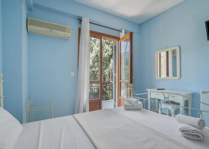 Giorgio Studios-apartments 1 3* Nikiana